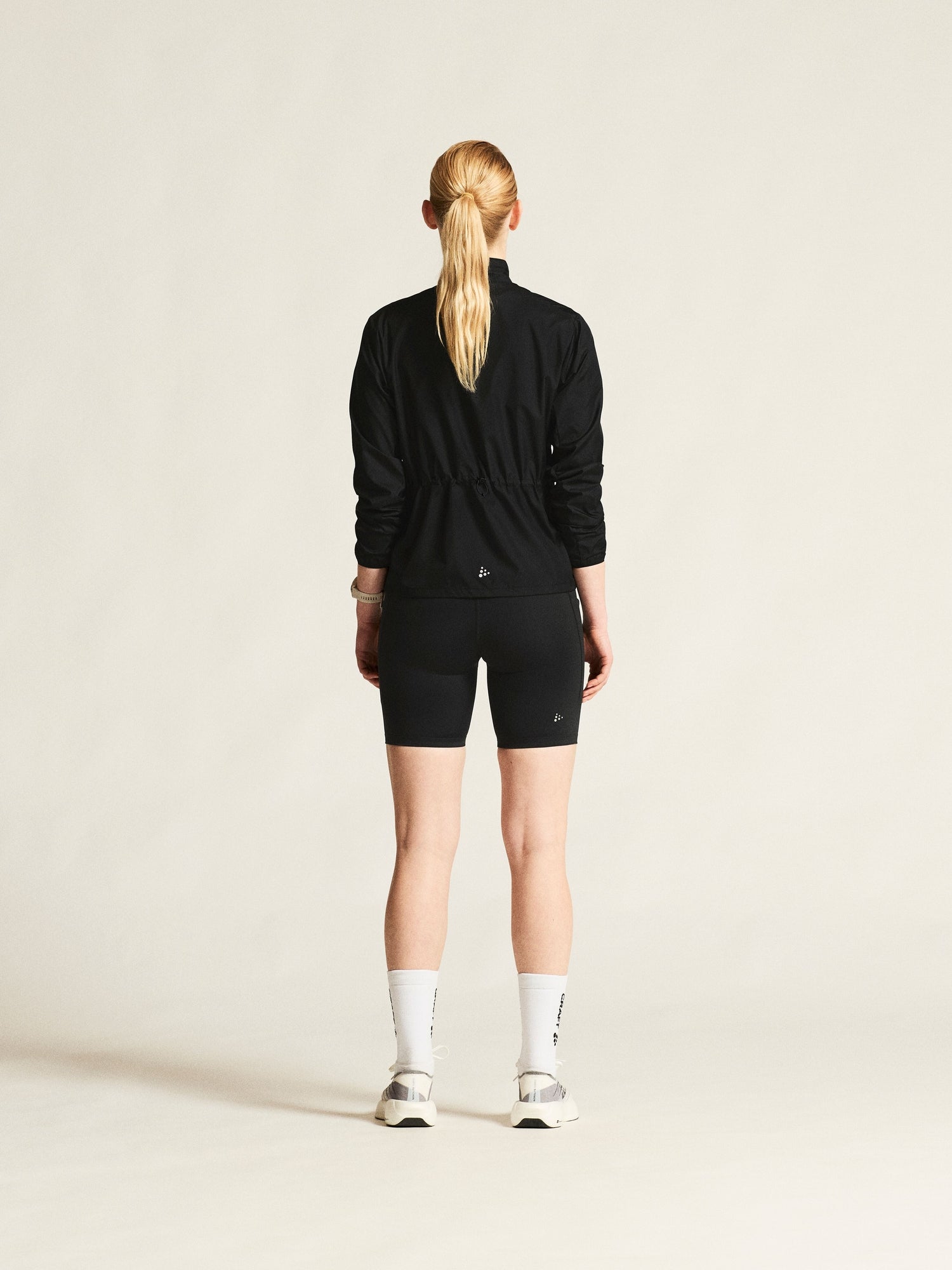 Essence Wind Jacket 2 W