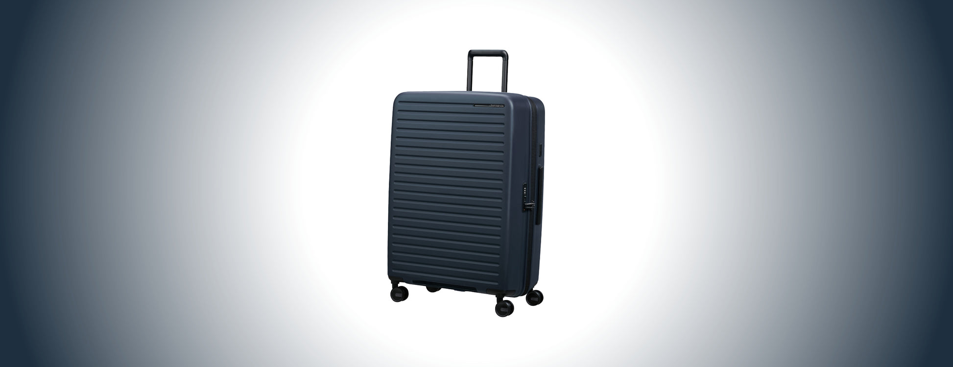 Restackd Utv. koffert 4 hjul 75cm - X150705
