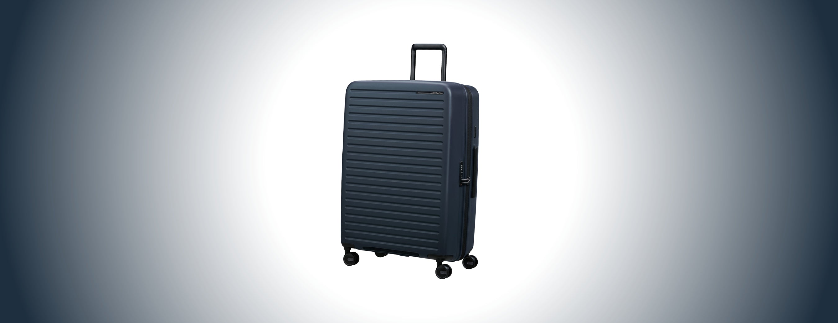Restackd Utv. koffert 4 hjul 75cm - X150705