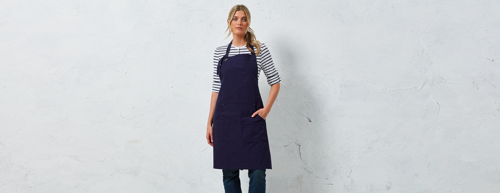 Calibre Apron With Pocket - P137