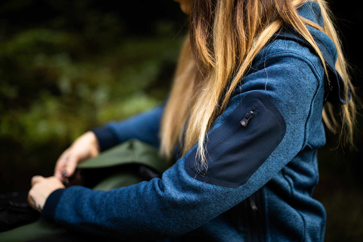 Juneau Knit Hood (D) - SF16