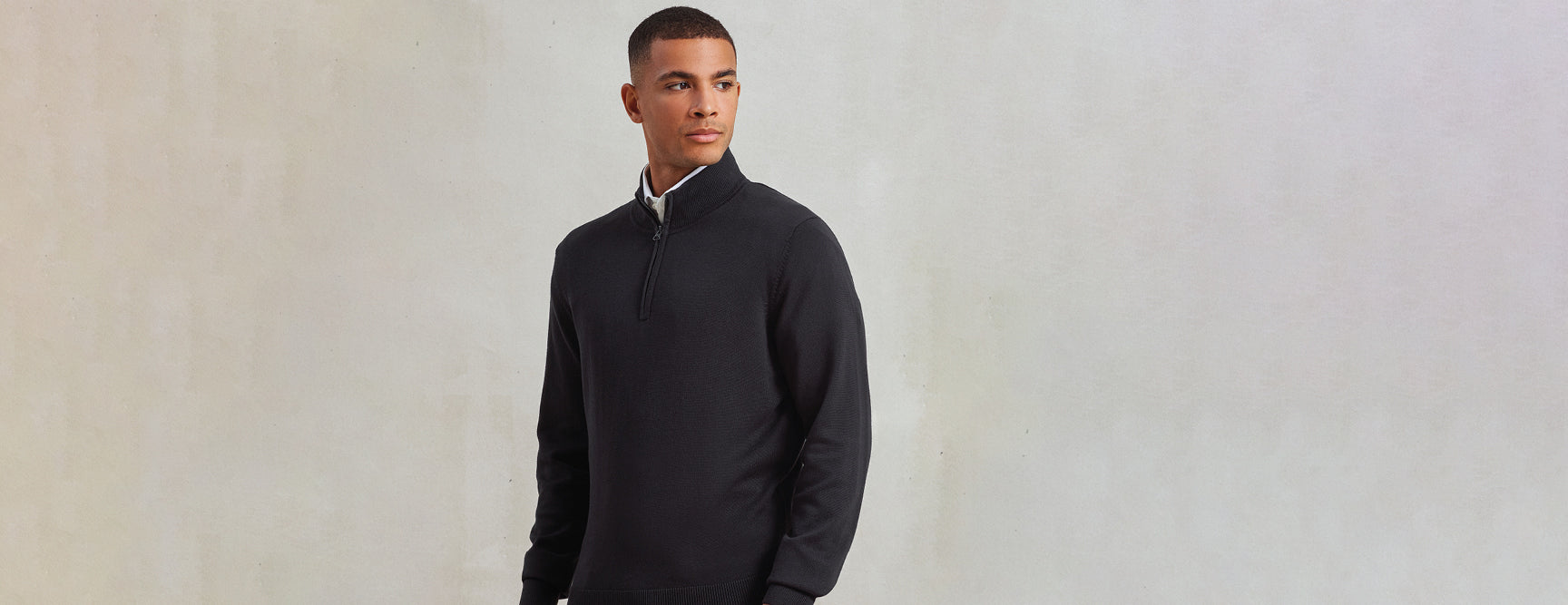 Men's 1/4 Zip Sweater - P695